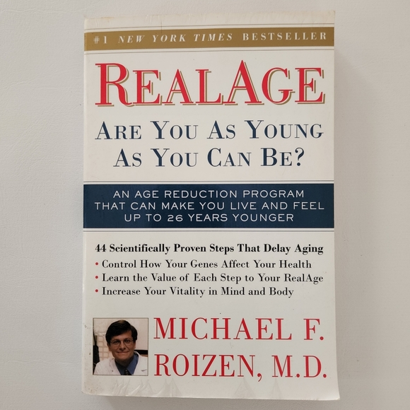 RealAge book by Michael F. Roizen, M.D. - Picture 1 of 7